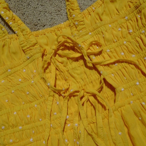 UO Yellow Tie-Back Swiss Dot Romper XS/S - Picture 5 of 6